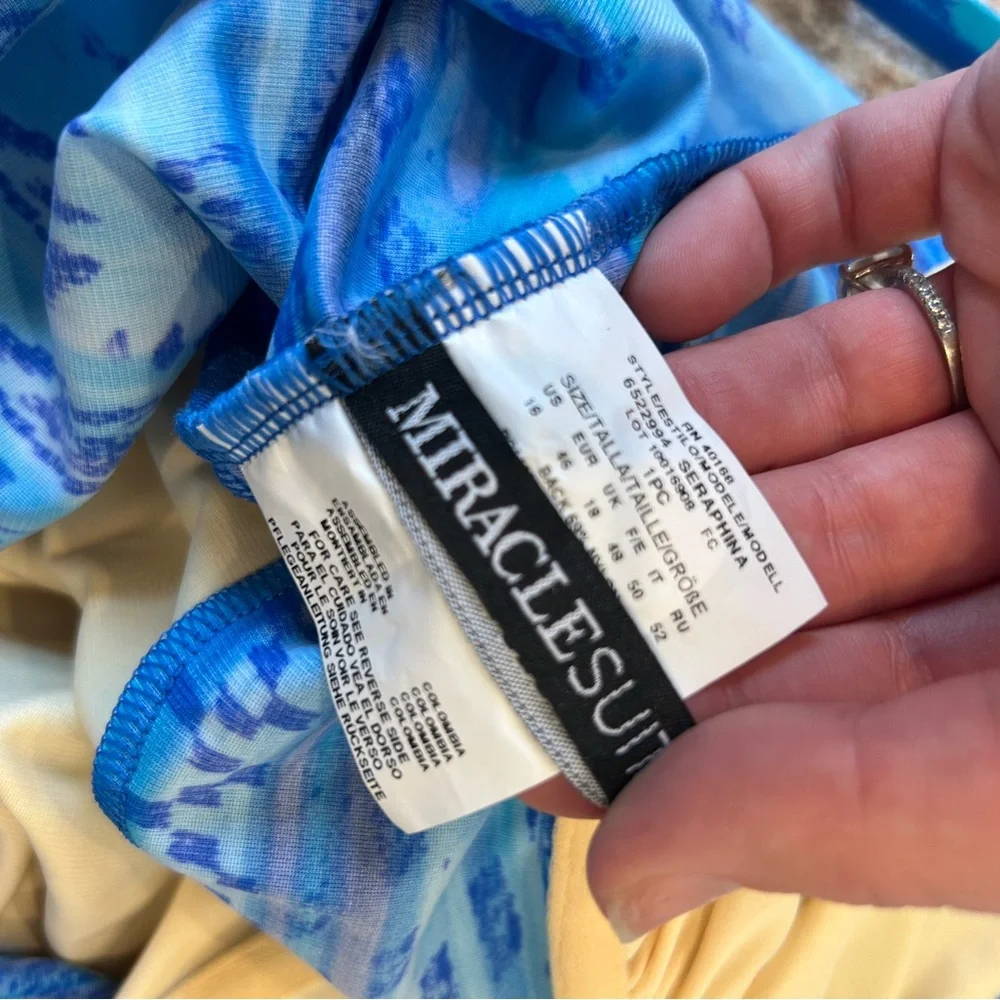 MIRACLESUIT Seraphina Size 16 One-Piece Swimsuit Blue Multi Print Underwire NWT - Picture 6 of 11
